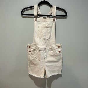 Cat & Jack White Shortall